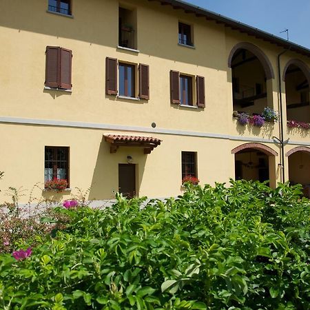 לינה וארוחת בוקר Vittuone Cascina Delle Mele מראה חיצוני תמונה